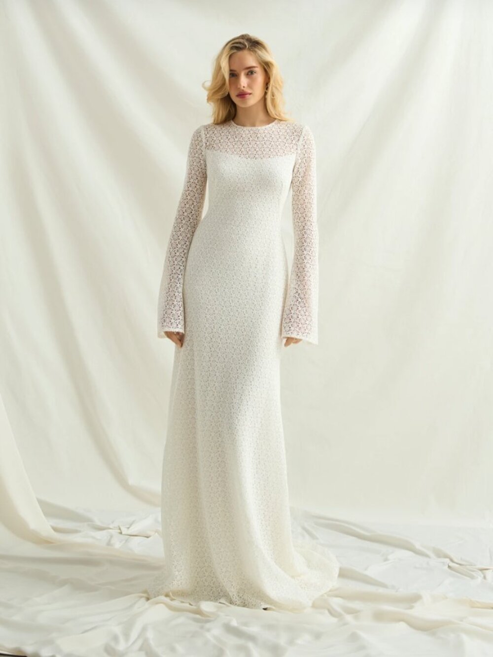Anna Kara No. 05 26 Wedding Dress